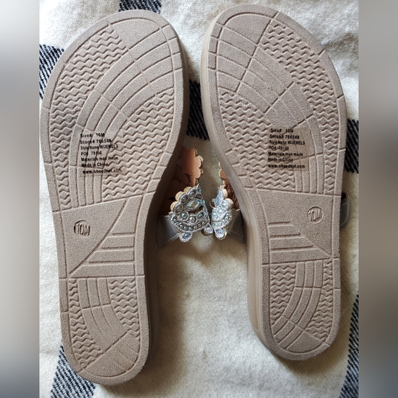 Palms Sandals - Picture 2 of 3